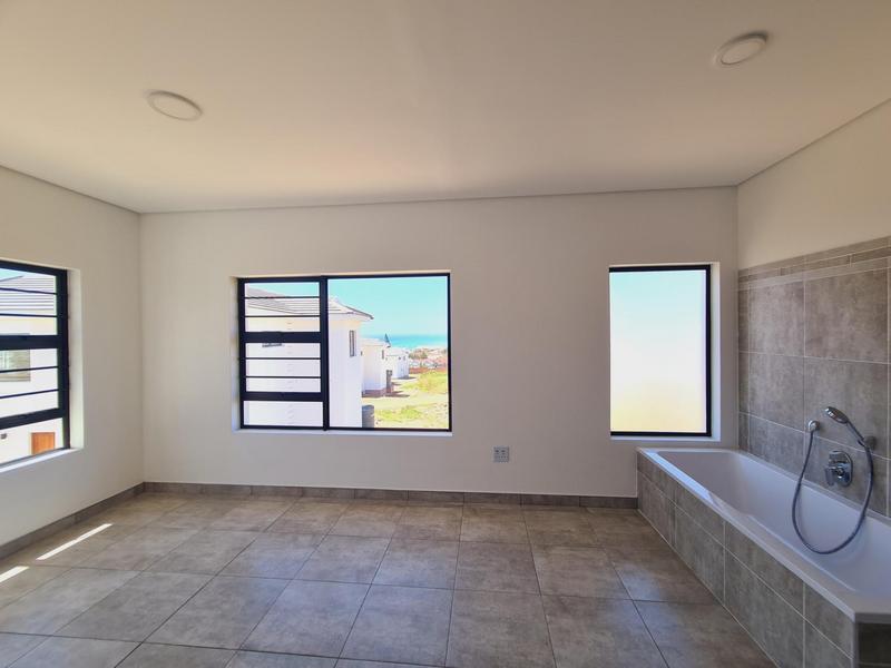 3 Bedroom Property for Sale in Jeffreys Bay Eastern Cape